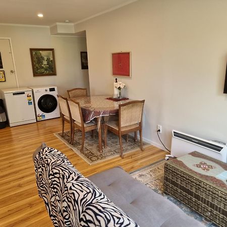 ולינגטו Entire Ground Floor With Full-Privacy And Family-Friendly Popular To Ferry Catchers מראה חיצוני תמונה