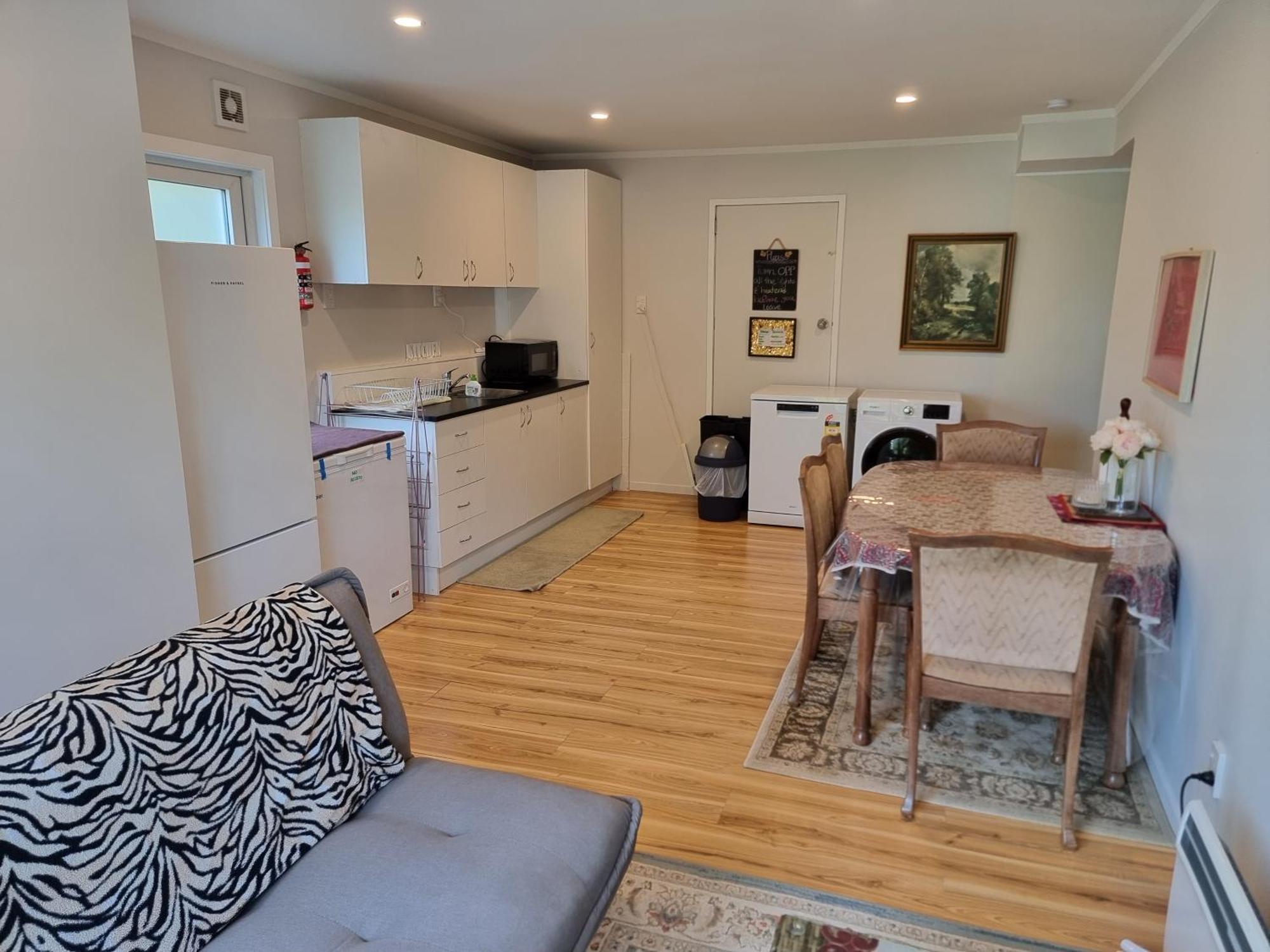 ולינגטו Entire Ground Floor With Full-Privacy And Family-Friendly Popular To Ferry Catchers מראה חיצוני תמונה